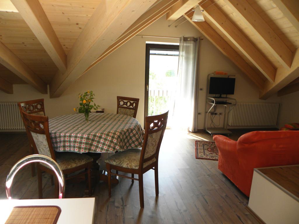 Casa De Val Apartment Calceranica al Lago Room photo
